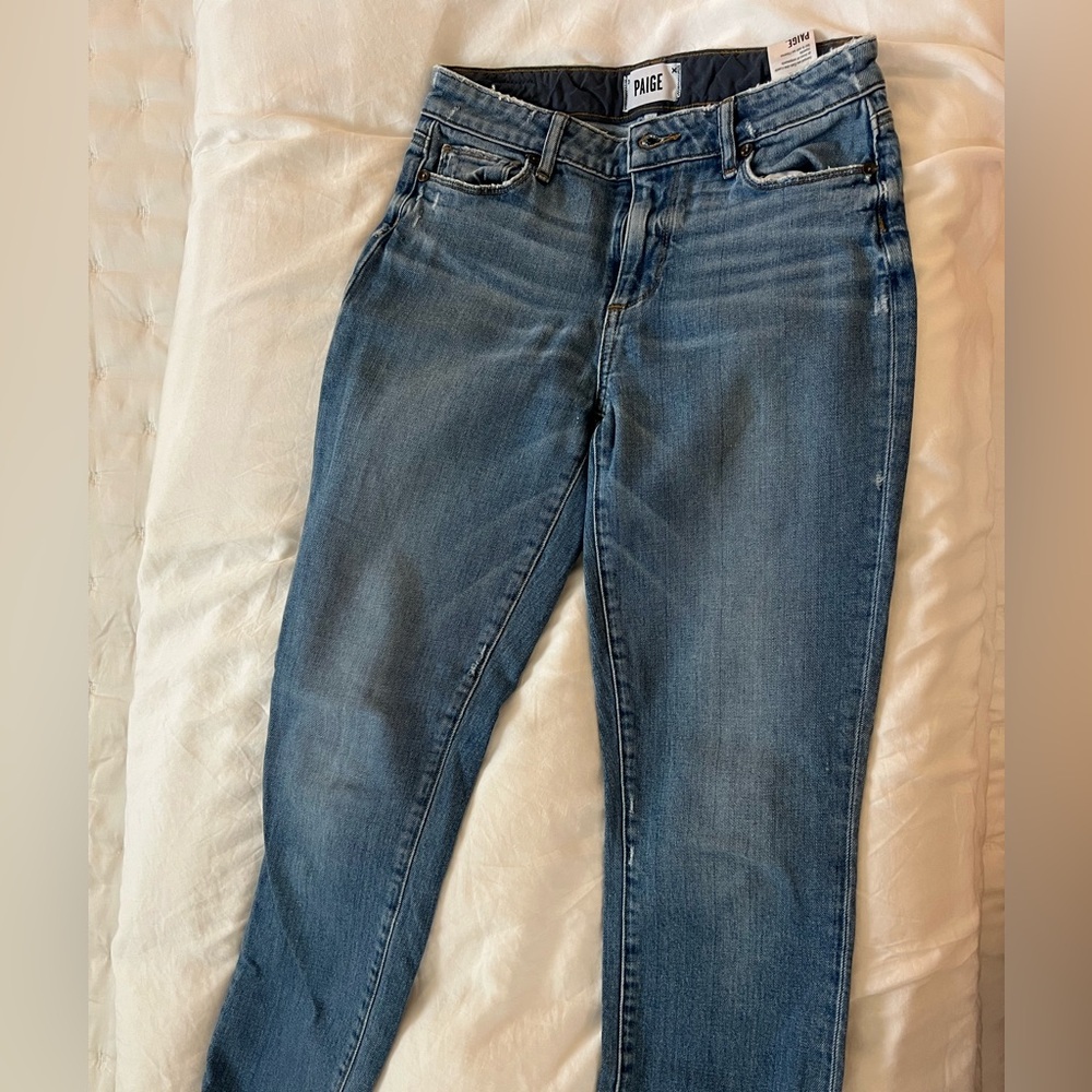 Paige relaxed fit jeans!